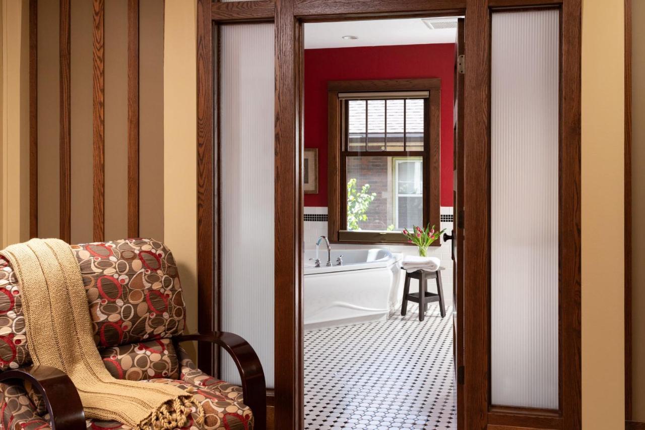 The Buckingham Inn 매디슨 외부 사진